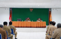 Bupati Ridwan Rumasukun Instruksikan OPD Dorong Pembahasan RAPBD 2021
